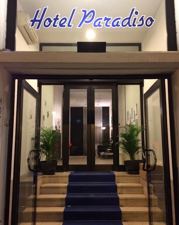 Hotel Paradiso Milán Exterior foto